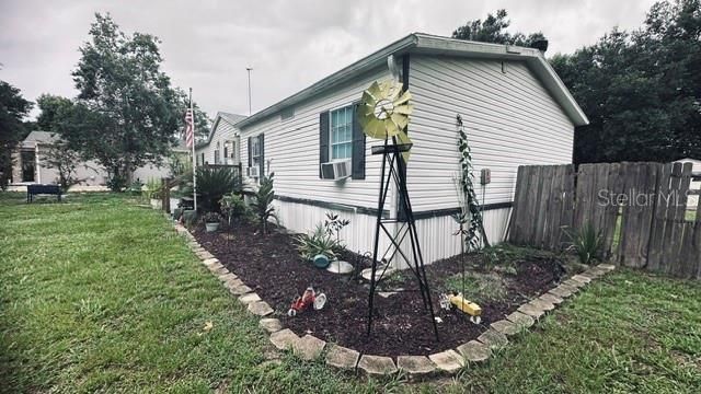 For Sale: $115,000 (3 beds, 2 baths, 1674 Square Feet)