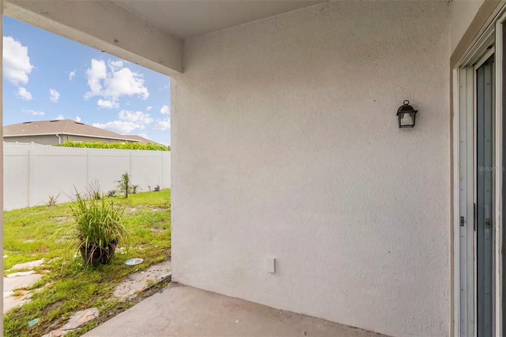 For Sale: $329,500 (3 beds, 2 baths, 1365 Square Feet)