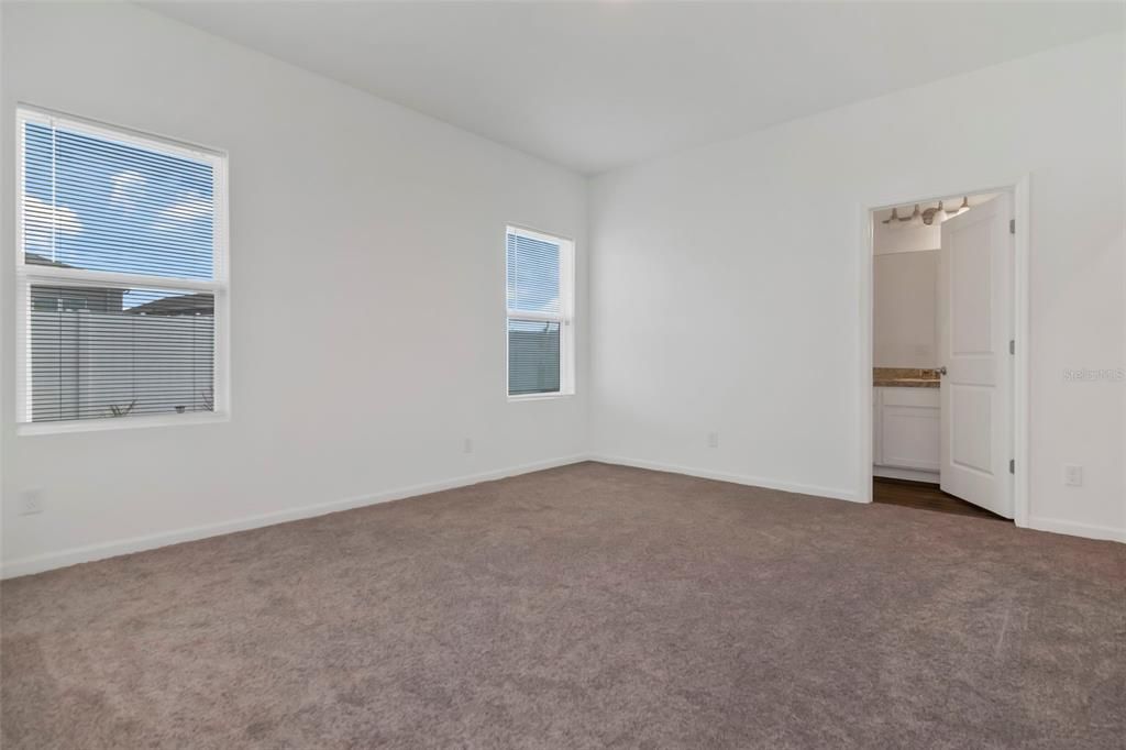 For Sale: $329,500 (3 beds, 2 baths, 1365 Square Feet)