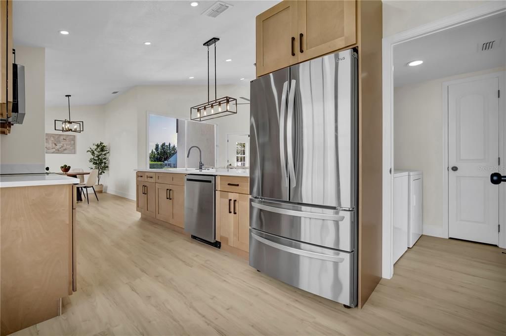For Sale: $419,999 (3 beds, 2 baths, 1324 Square Feet)