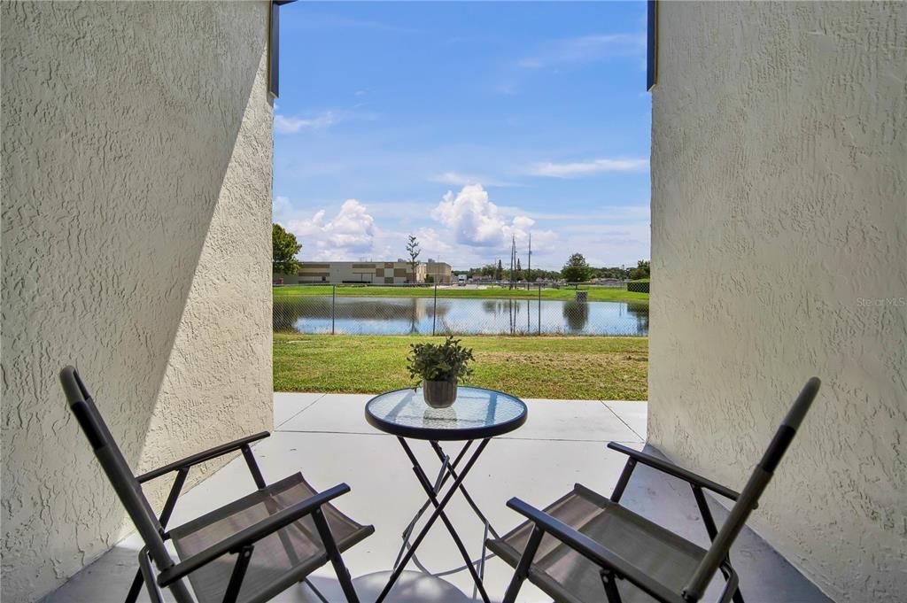 For Sale: $419,999 (3 beds, 2 baths, 1324 Square Feet)