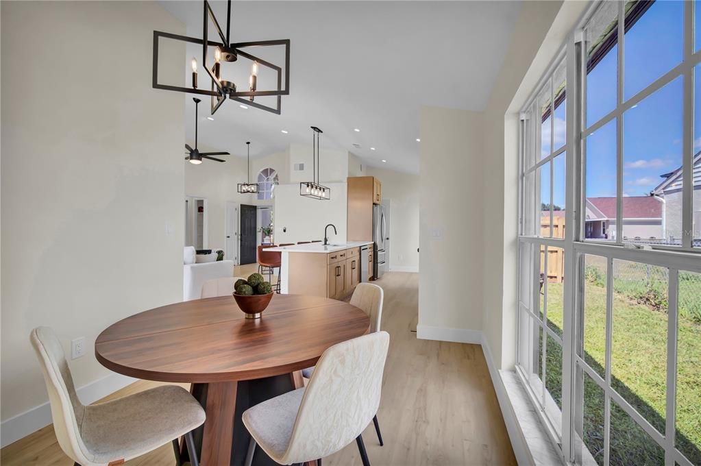 For Sale: $419,999 (3 beds, 2 baths, 1324 Square Feet)