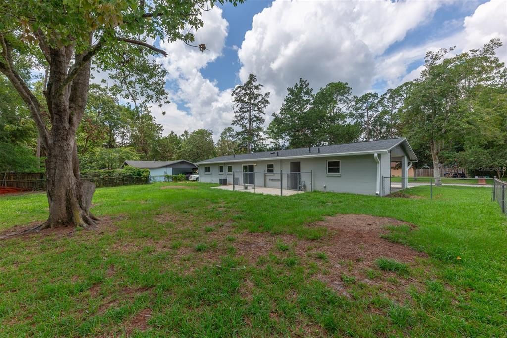 For Rent: $2,300 (3 beds, 2 baths, 1316 Square Feet)
