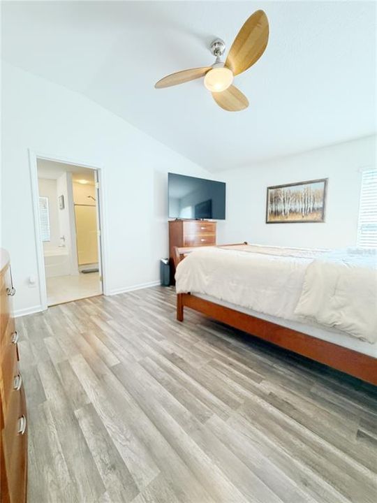 For Rent: $2,250 (3 beds, 2 baths, 1779 Square Feet)