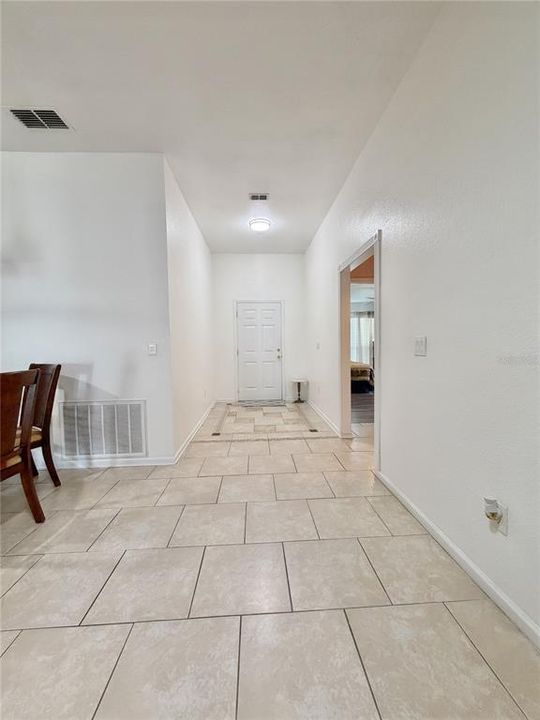 For Rent: $2,250 (3 beds, 2 baths, 1779 Square Feet)