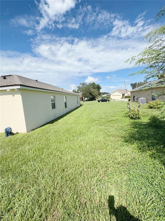 For Rent: $2,250 (3 beds, 2 baths, 1779 Square Feet)