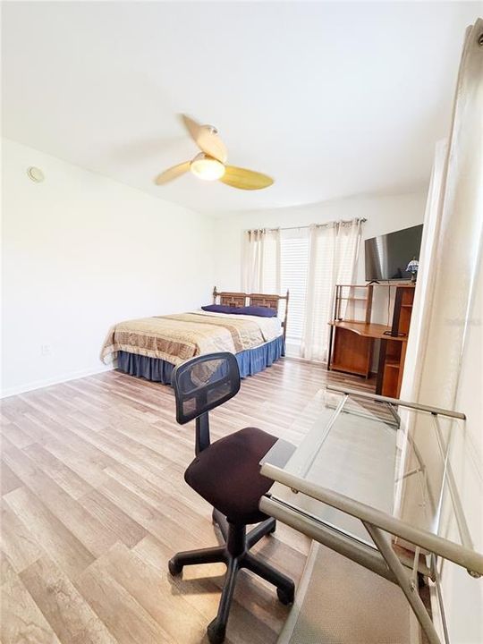 For Rent: $2,250 (3 beds, 2 baths, 1779 Square Feet)