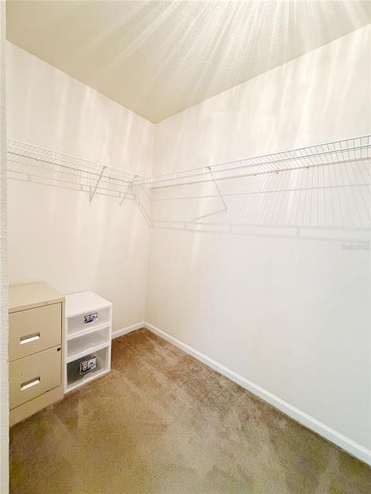 For Rent: $2,250 (3 beds, 2 baths, 1779 Square Feet)
