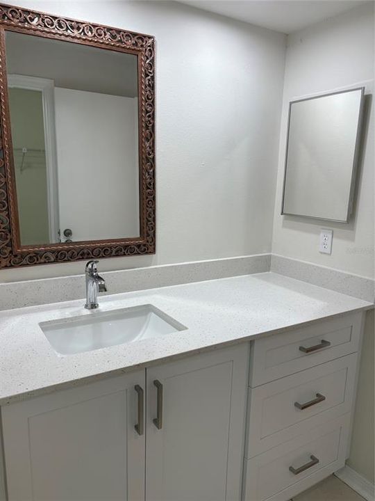 For Rent: $2,000 (2 beds, 2 baths, 1457 Square Feet)