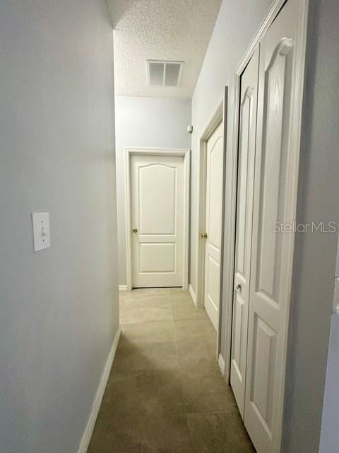 For Rent: $2,100 (3 beds, 2 baths, 1299 Square Feet)