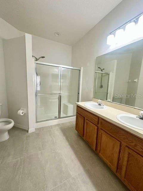 For Rent: $2,100 (3 beds, 2 baths, 1299 Square Feet)