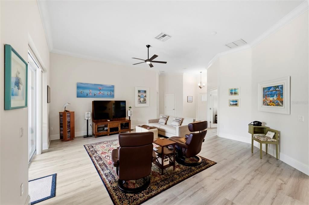 For Sale: $557,000 (3 beds, 2 baths, 2025 Square Feet)