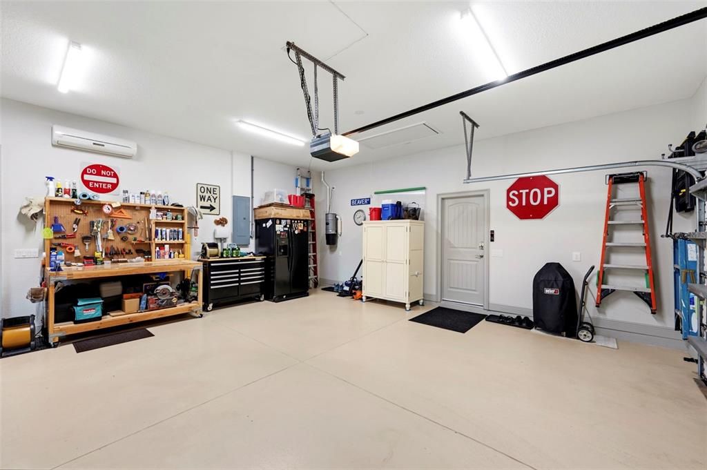 For Sale: $557,000 (3 beds, 2 baths, 2025 Square Feet)