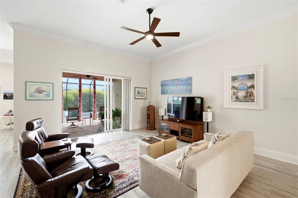 For Sale: $557,000 (3 beds, 2 baths, 2025 Square Feet)