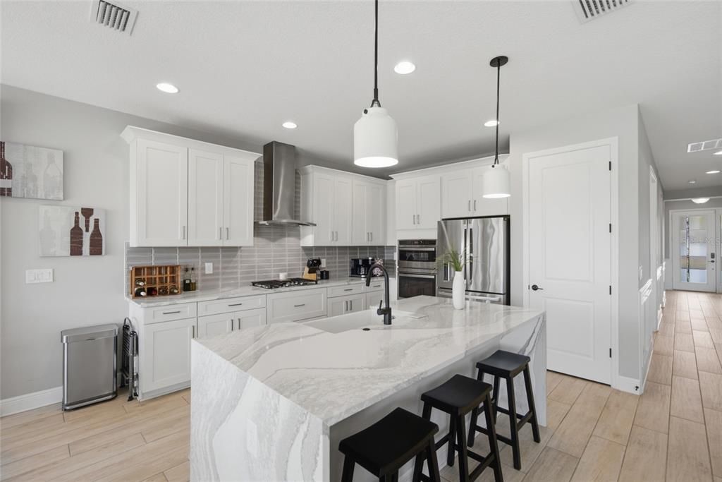 For Sale: $785,000 (3 beds, 3 baths, 2314 Square Feet)