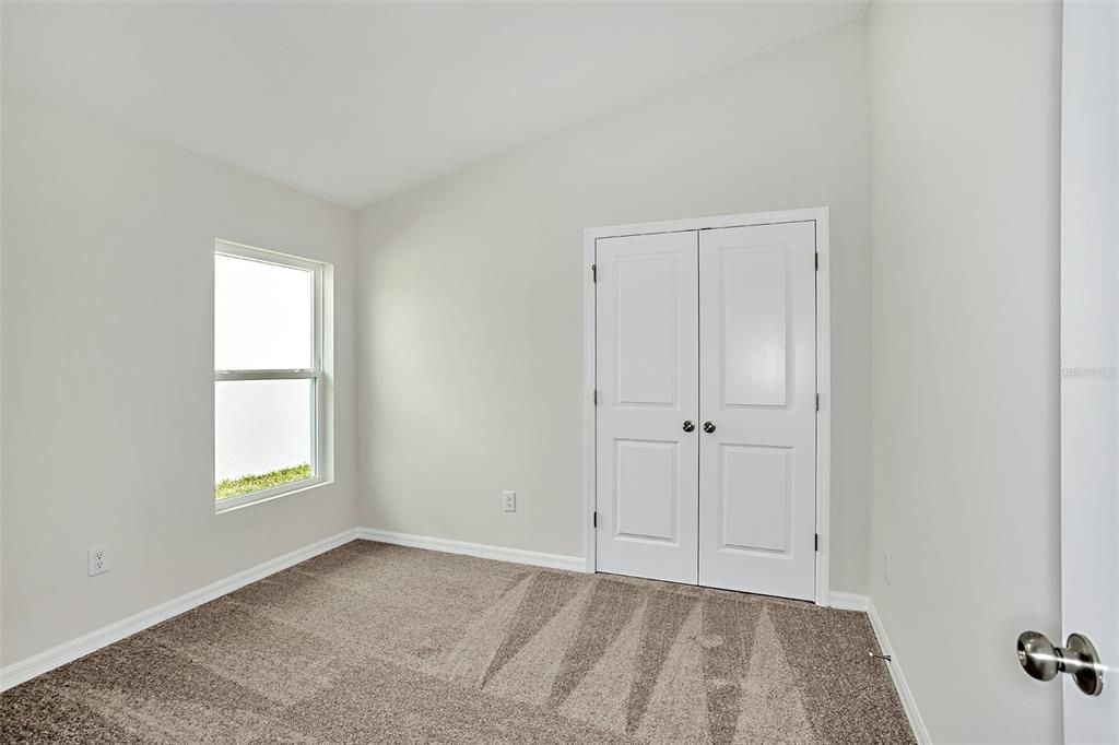 Activo con contrato: $355,990 (3 camas, 2 baños, 1615 Pies cuadrados)