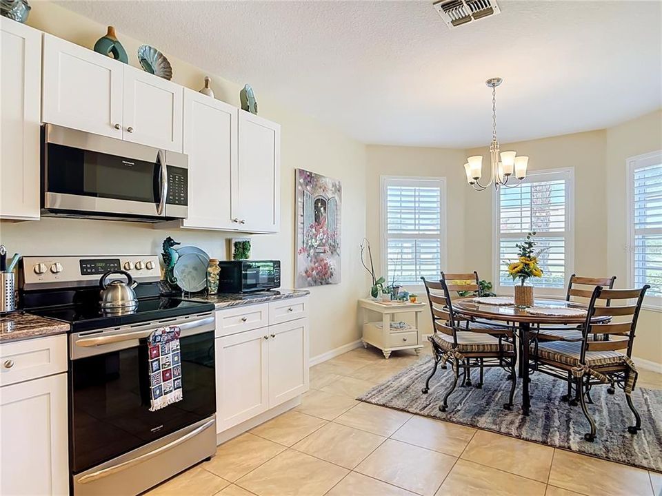 For Sale: $364,803 (3 beds, 2 baths, 1774 Square Feet)