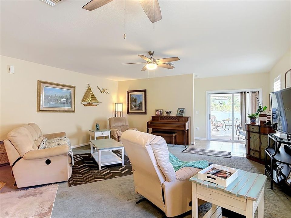 For Sale: $364,803 (3 beds, 2 baths, 1774 Square Feet)