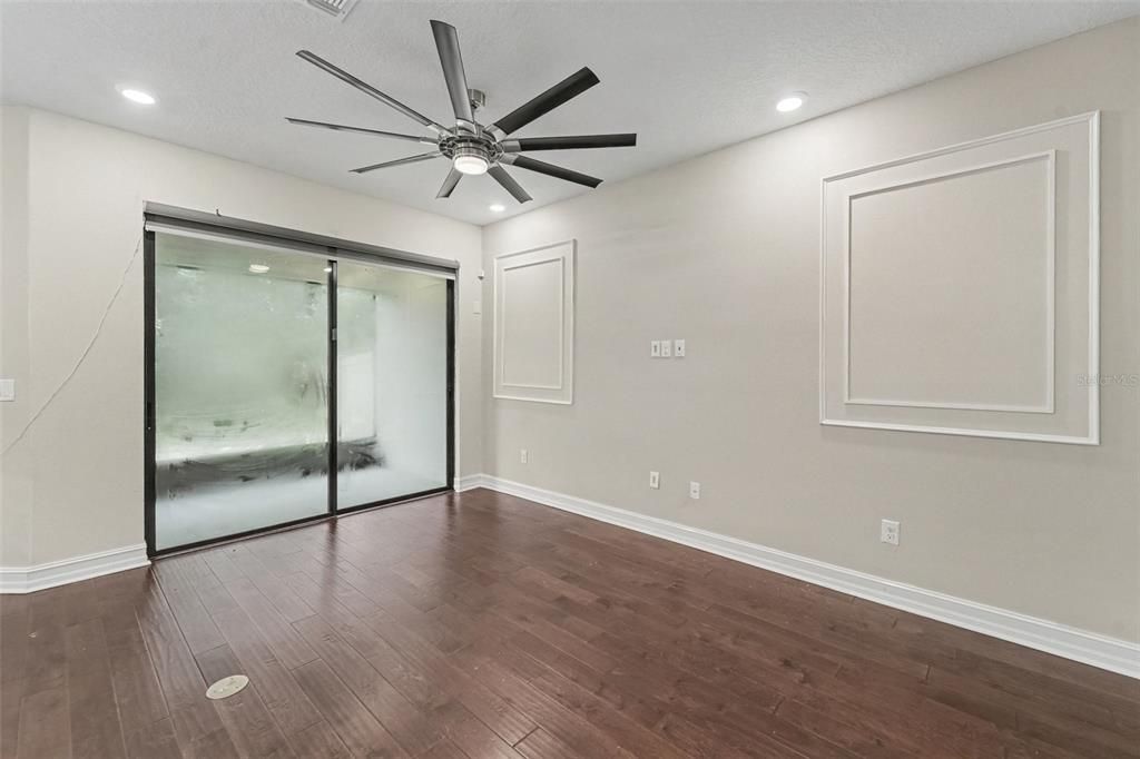 For Sale: $339,900 (3 beds, 2 baths, 1827 Square Feet)