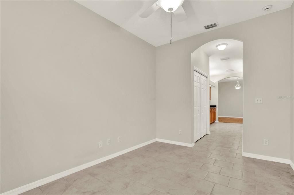 For Sale: $309,000 (2 beds, 2 baths, 1360 Square Feet)