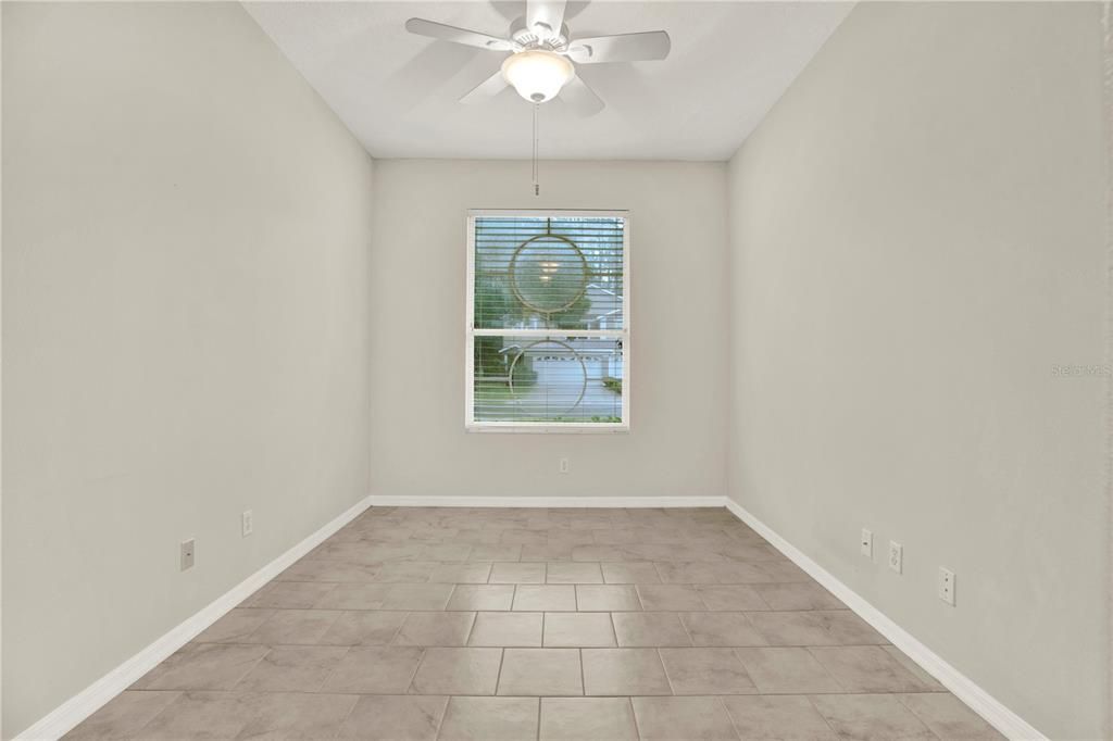 For Sale: $309,000 (2 beds, 2 baths, 1360 Square Feet)
