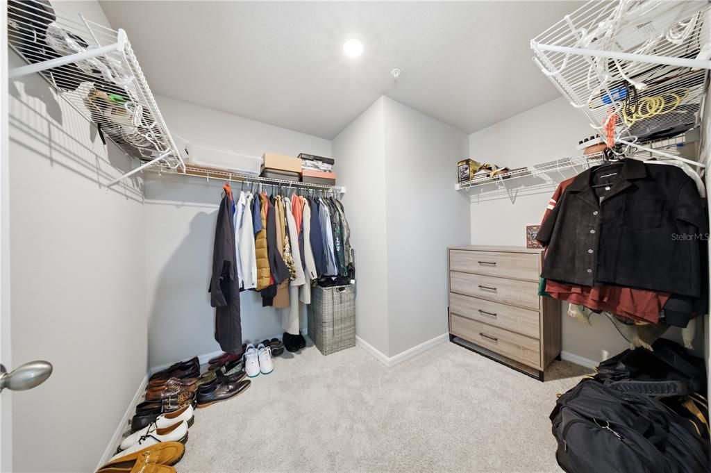 For Sale: $355,000 (3 beds, 2 baths, 1795 Square Feet)