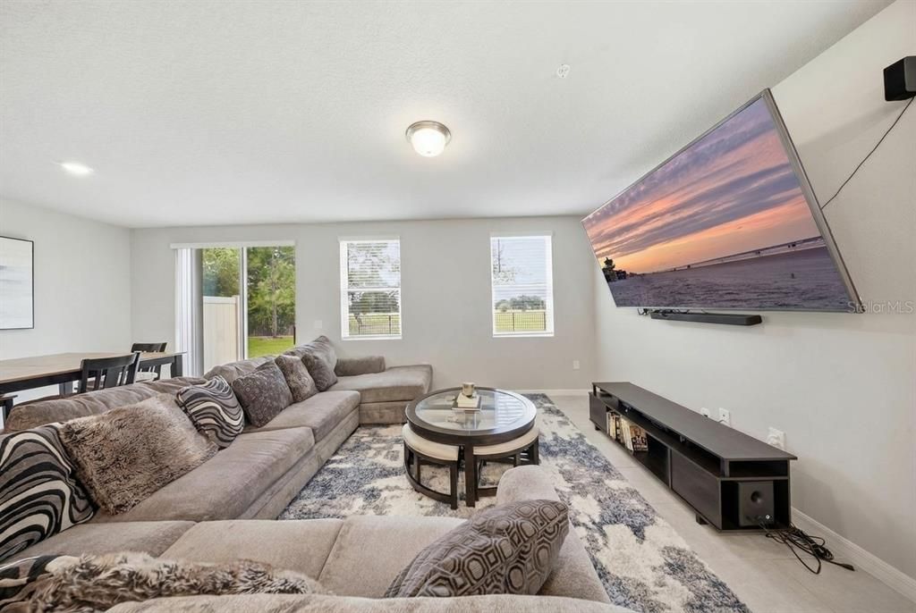 For Sale: $355,000 (3 beds, 2 baths, 1795 Square Feet)