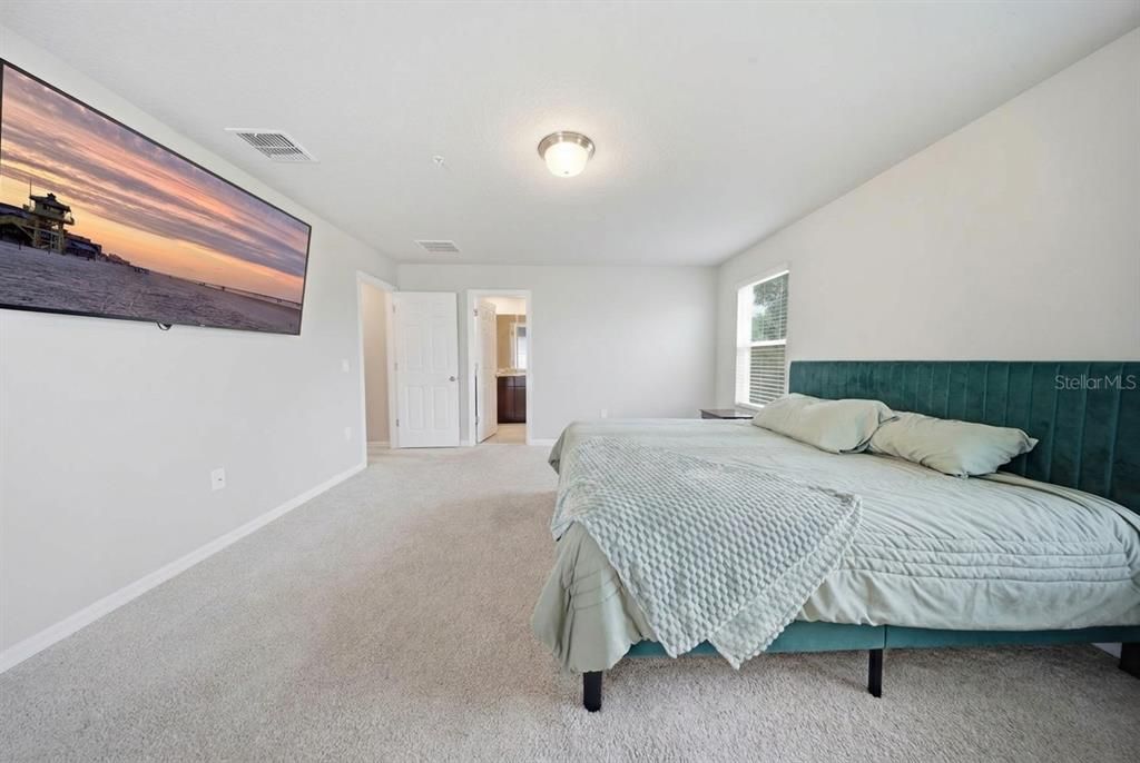 For Sale: $355,000 (3 beds, 2 baths, 1795 Square Feet)
