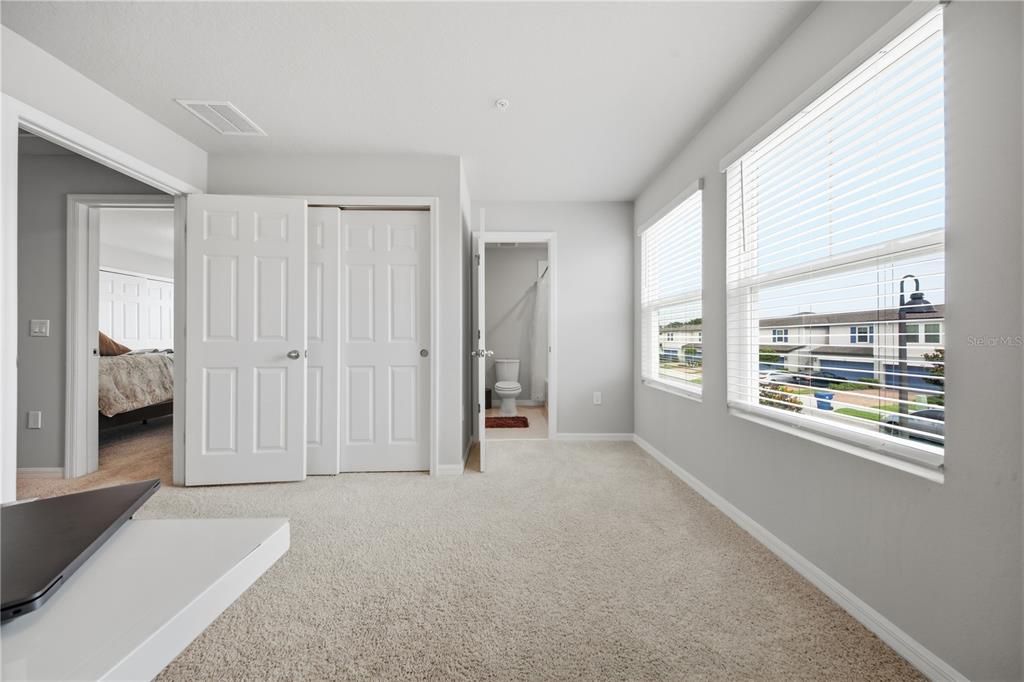For Sale: $355,000 (3 beds, 2 baths, 1795 Square Feet)