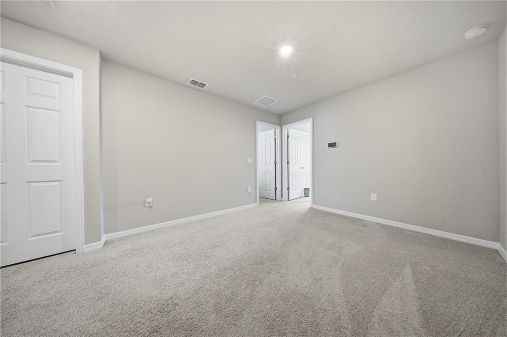 For Sale: $355,000 (3 beds, 2 baths, 1795 Square Feet)