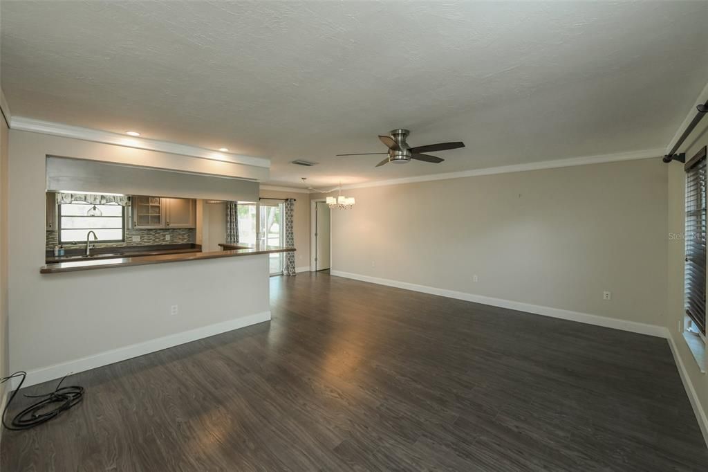 For Rent: $2,650 (3 beds, 2 baths, 2270 Square Feet)