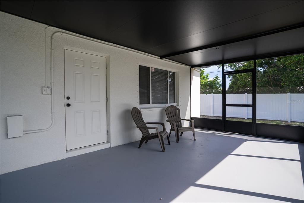 Activo con contrato: $449,000 (3 camas, 2 baños, 1260 Pies cuadrados)