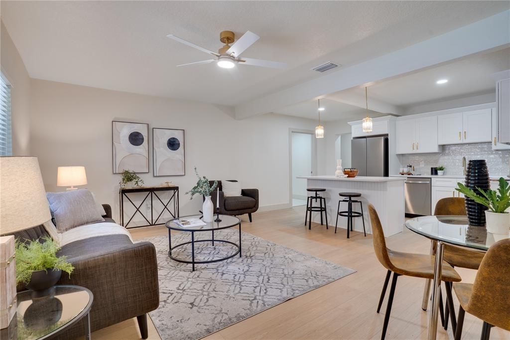 Activo con contrato: $449,000 (3 camas, 2 baños, 1260 Pies cuadrados)