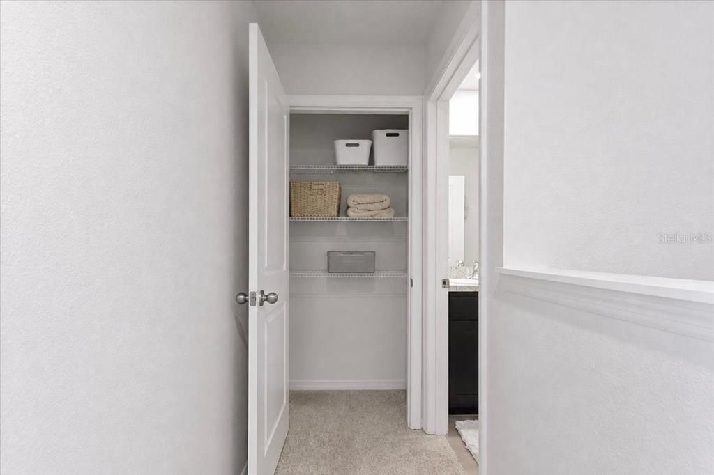 For Sale: $410,000 (4 beds, 2 baths, 2427 Square Feet)