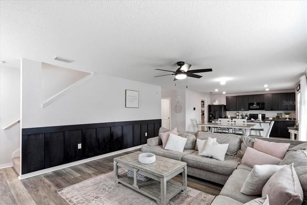 For Sale: $410,000 (4 beds, 2 baths, 2427 Square Feet)