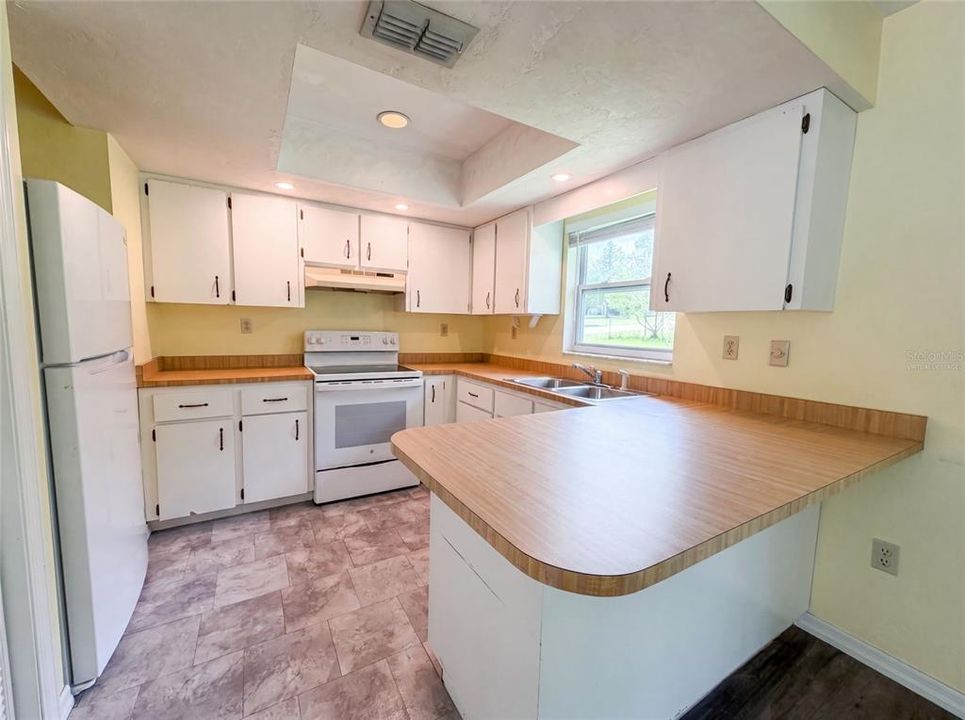 En Venta: $177,000 (2 camas, 1 baños, 972 Pies cuadrados)