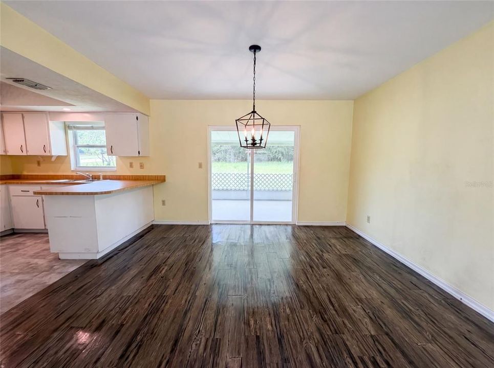 En Venta: $177,000 (2 camas, 1 baños, 972 Pies cuadrados)