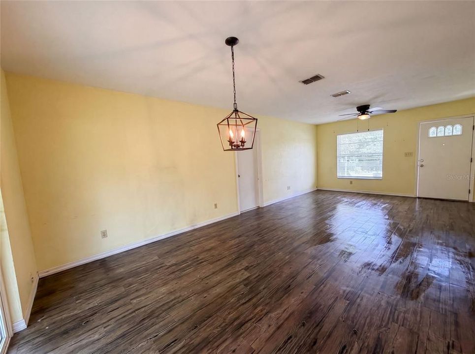 En Venta: $177,000 (2 camas, 1 baños, 972 Pies cuadrados)
