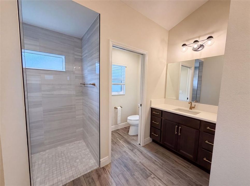 For Sale: $545,000 (3 beds, 2 baths, 2033 Square Feet)