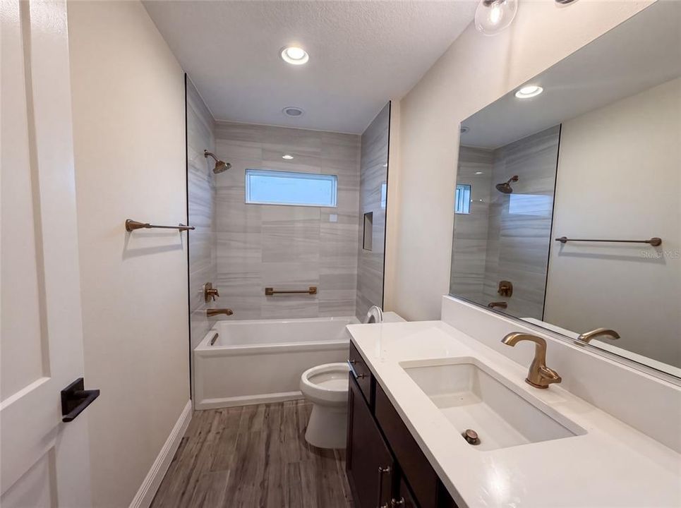 For Sale: $545,000 (3 beds, 2 baths, 2033 Square Feet)