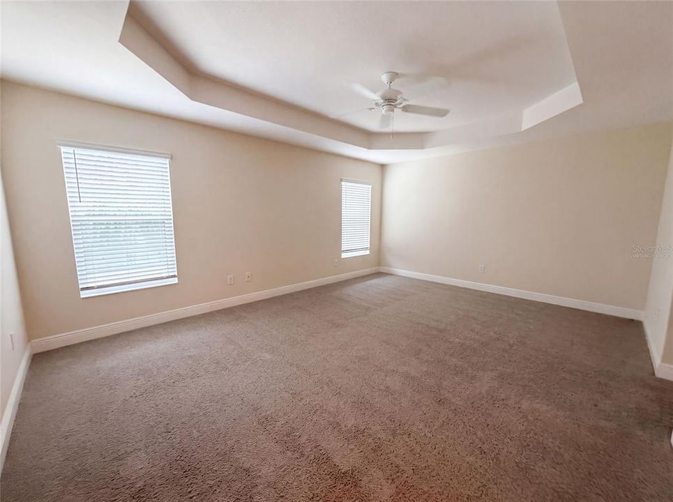 For Sale: $545,000 (3 beds, 2 baths, 2033 Square Feet)