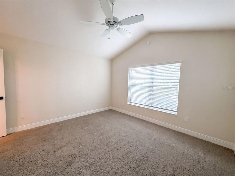 For Sale: $545,000 (3 beds, 2 baths, 2033 Square Feet)