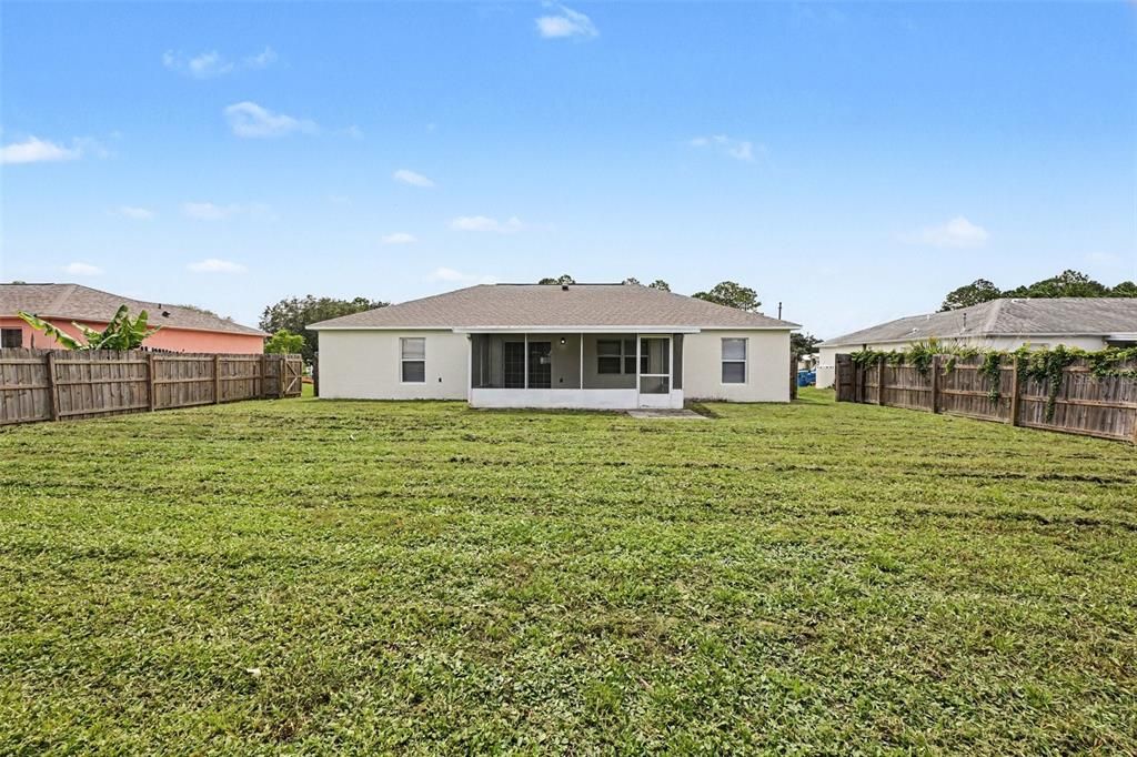 For Sale: $294,900 (3 beds, 2 baths, 1613 Square Feet)