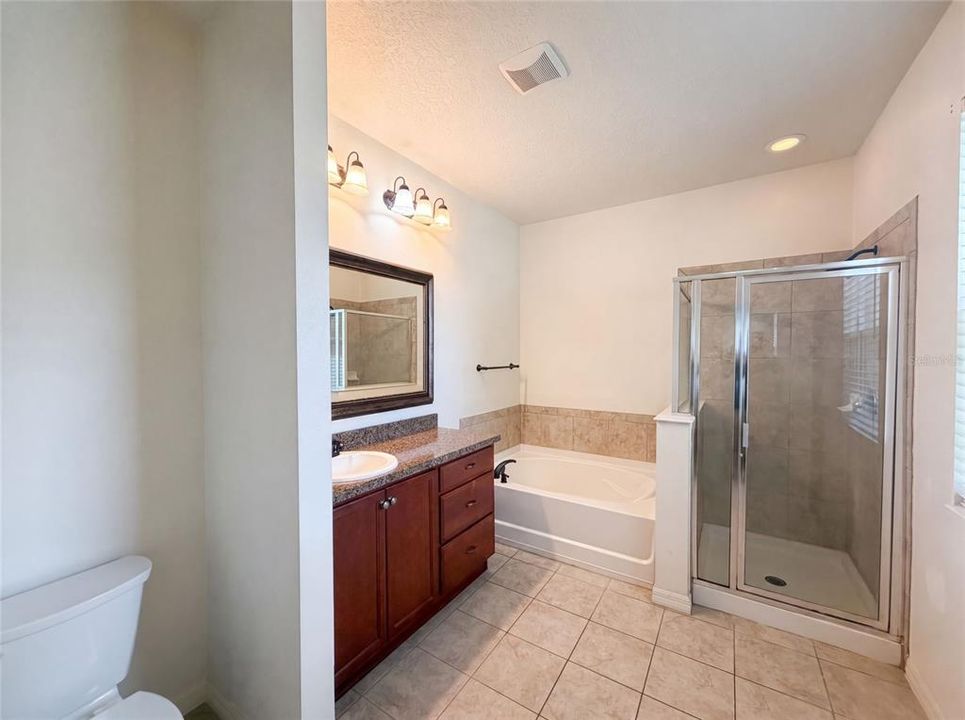 Active With Contract: $311,000 (3 beds, 2 baths, 2046 Square Feet)