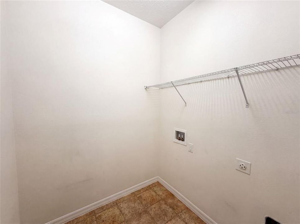 Active With Contract: $311,000 (3 beds, 2 baths, 2046 Square Feet)