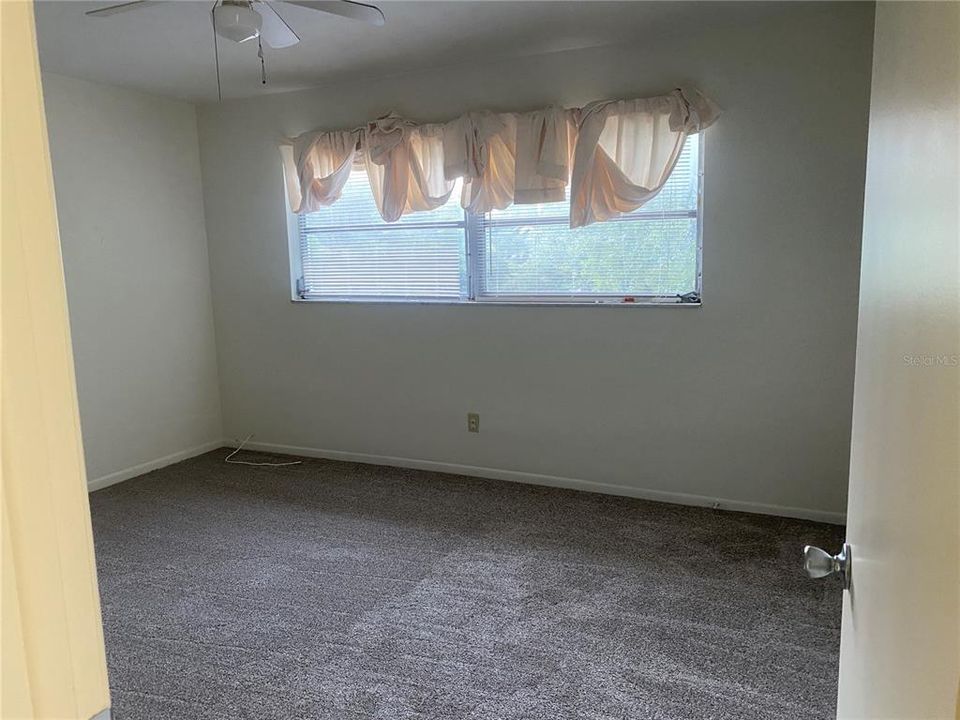 For Rent: $1,395 (1 beds, 1 baths, 705 Square Feet)