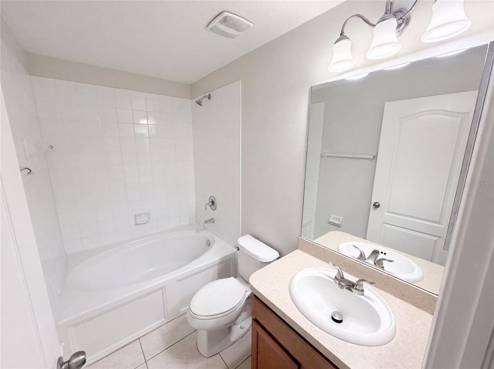 En Venta: $186,000 (3 camas, 2 baños, 1363 Pies cuadrados)