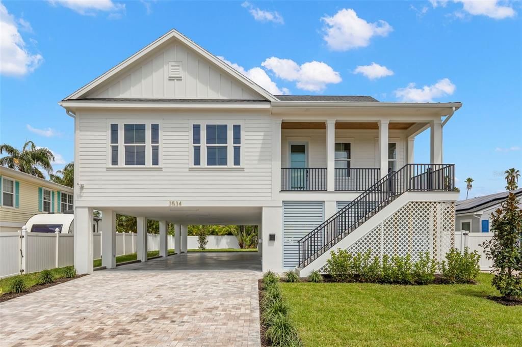 En Venta: $929,900 (4 camas, 2 baños, 2168 Pies cuadrados)