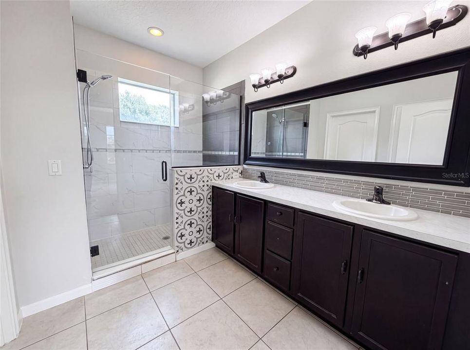 Active With Contract: $425,000 (4 beds, 3 baths, 2420 Square Feet)