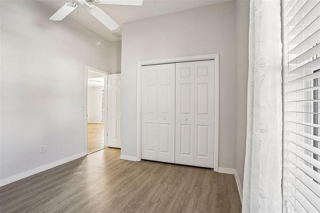 Active With Contract: $315,000 (2 beds, 2 baths, 1138 Square Feet)